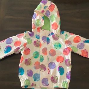Perfect condition! North Face 12-18mo rain jacket. Perfect for spring and summer